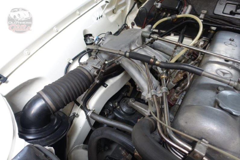 1963 Mercedes 220SE W111