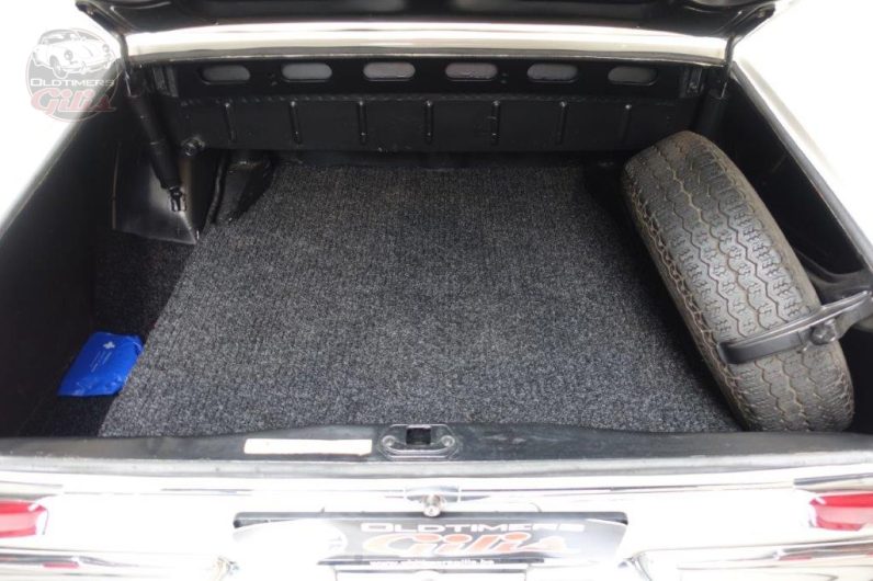 1963 Mercedes 220SE W111