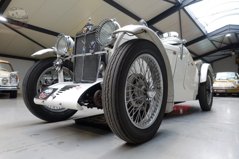 1933 MG J2