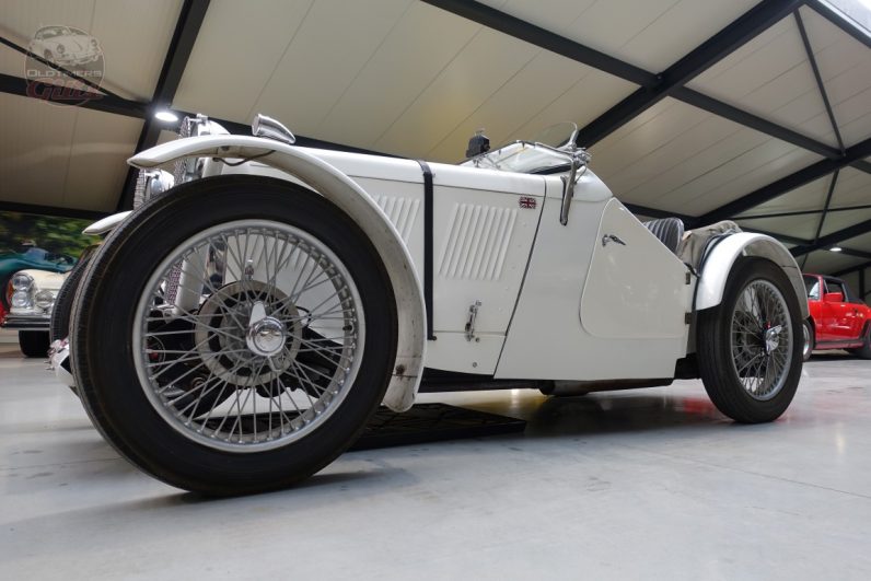 1933 MG J2