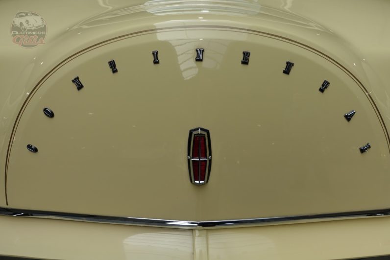 1978 Lincoln Continental Mk V