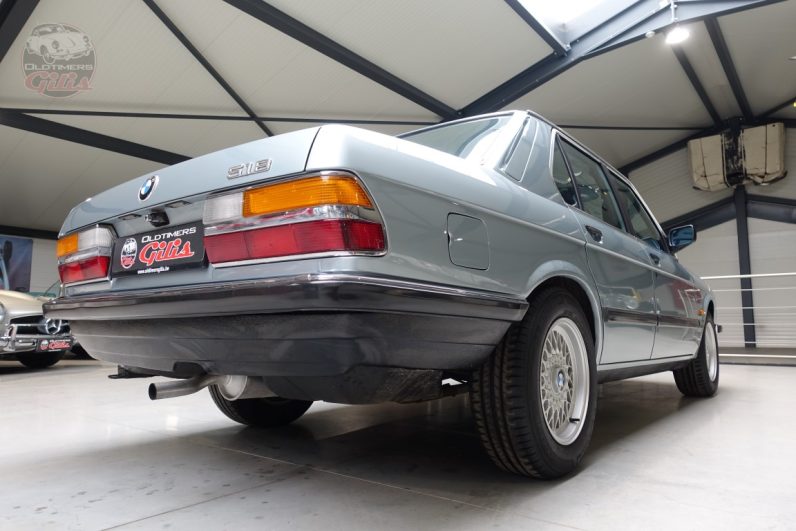 1982 BMW E28 518