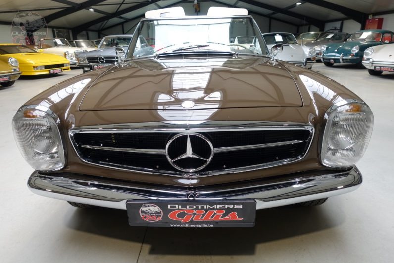 1965 Mercedes 230SL