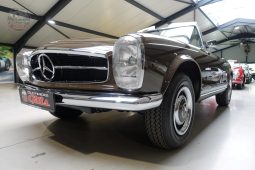 1965 Mercedes 230SL